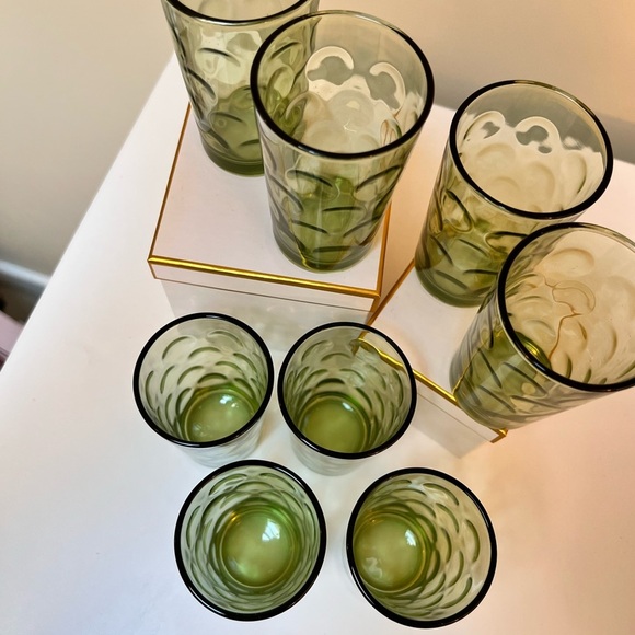 VINTAGE Green Dot Eldorado Hazel Atlas juice glasses. Set of 8. - Picture 4 of 7